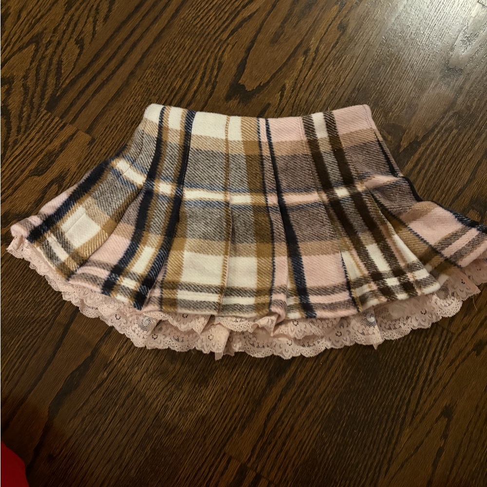 Katie J NYC size Small plaid skirt- worn once